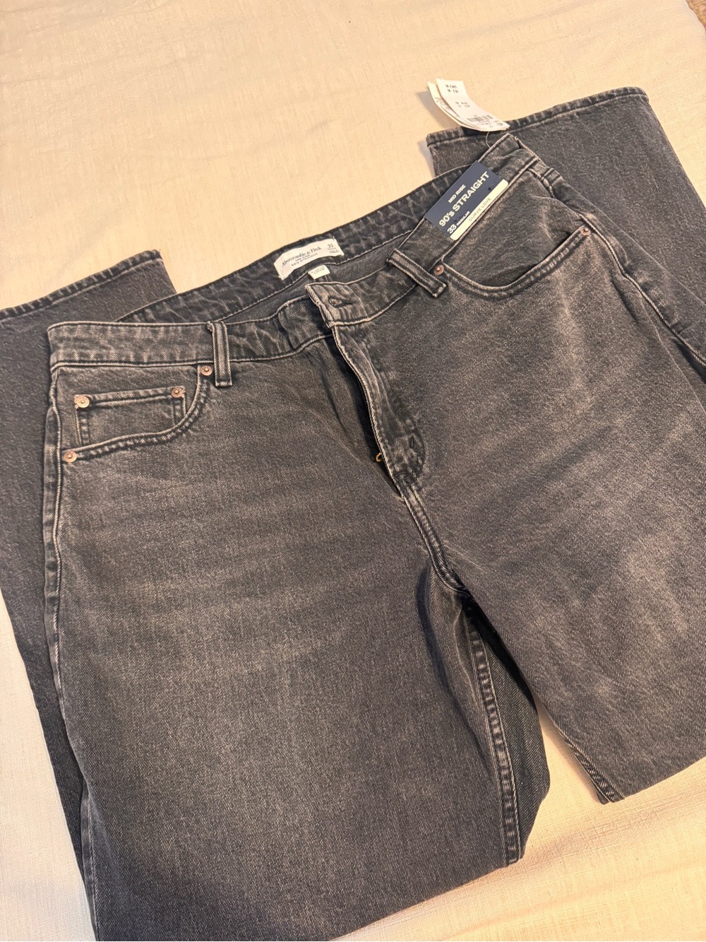 Abercrombie & Fitch Women's Straight Leg Jeans - Charcoal Gray